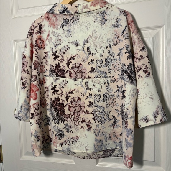 Chico's Blouse Top Sz 2 Large Floral Parisian Funnel Neck 3/4 Sleeve Career Boxy - Picture 5 of 7